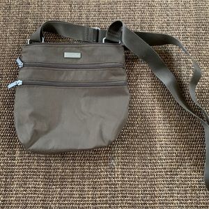Baggallini brown crossbody bag